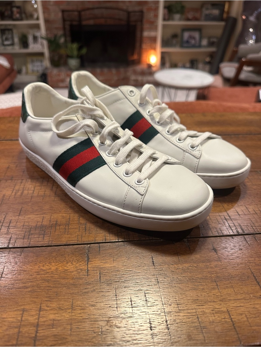 Gucci White Leather Sneakers with Green & Red Stripe - Men